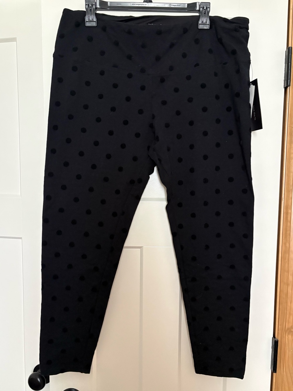 intro Love the Fit Black Polka Dot Women’s Leggings 1X NWT